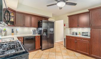 1585 EDGEWOOD Ave, Abington, PA 19001