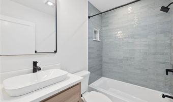 40 Atlantic St, Newport, RI 02840