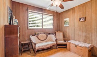 66-409 Paalaa Rd B, Haleiwa, HI 96712