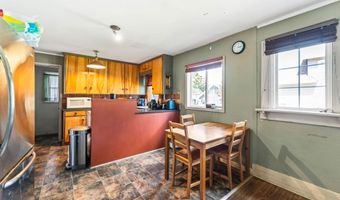 2921 Wood St, Ames, IA 50014