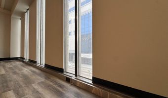 200 W College Ave 205, Appleton, WI 54911