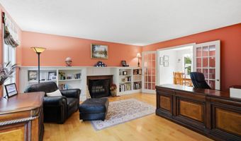 19 Tamarack Ln, Amherst, NH 03031