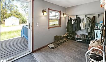 214 6Th Ave E, Albia, IA 52531