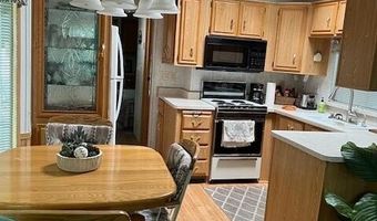 719 EMERALD Dr, Apache Junction, AZ 85119