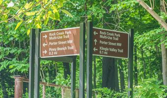 2901 NEWARK St NW, Washington, DC 20008