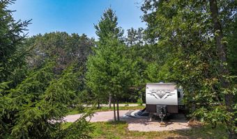 227 S Fern Ln, Oxford, WI 53952