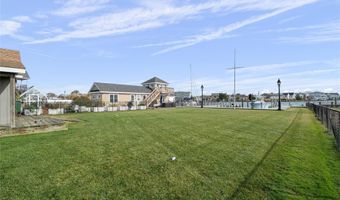 314 Ocean Ave, Amityville, NY 11701