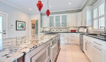 1342 Applewood Rd, Baton Rouge, LA 70808