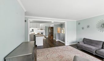 42011 CLAYTON, Clinton Twp., MI 48038