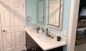 1 LONNIE Ct, Bear, DE 19701