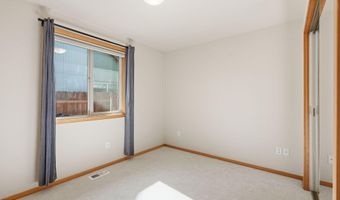 19905 Antler Point Dr, Bend, OR 97702