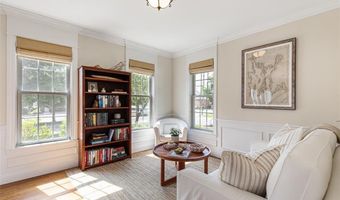 23 South St, Barrington, RI 02806