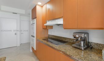 21050 Point Pl 702, Aventura, FL 33180