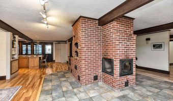107 Fresh Pond Ln, Brookline, NH 03033