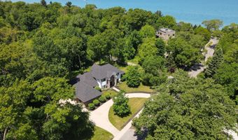 12 S Broadway, Beverly Shores, IN 46301