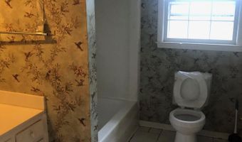 105 Forestdale Dr, Boiling Springs, SC 29316