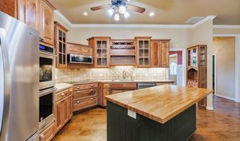 215 Private Road 2394, Alvord, TX 76225