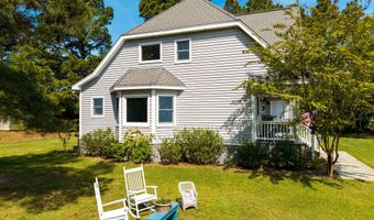 126 Narrow Shore Rd, Aydlett, NC 27916