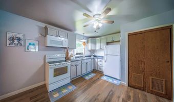 213 E Radio Ln, Arkansas City, KS 67005