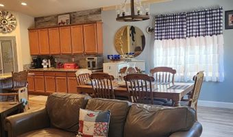 135 Cambridge Dr, Dayton, NV 89403