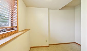 15 Eastridge Ct, Madison, WI 53716