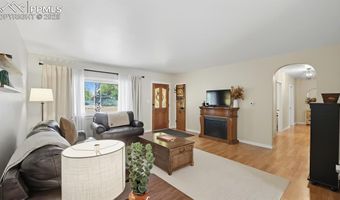 418 Linda Vista Dr, Fountain, CO 80817