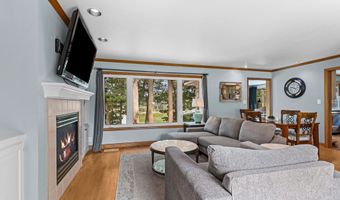 2323 PALISADES Dr, Appleton, WI 54915