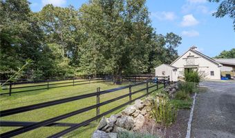 160 Kingston Rd, Exeter, RI 02822