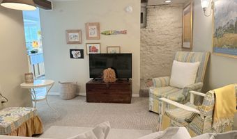 137 Main St, Chester, CT 06412