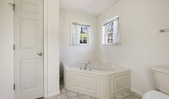 301 Bog Rd, Albion, ME 04910