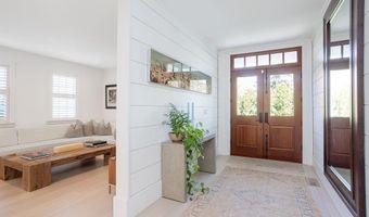 23 Catherine St, Newport, RI 02840
