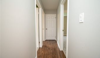 1768 Celeste Cir, Austintown, OH 44511