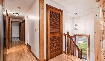 75 Hickory Dr, North Kingstown, RI 02852