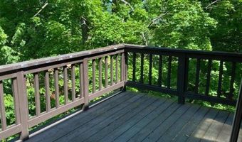 6 Davos Dr 8, Alloway, NJ 07462