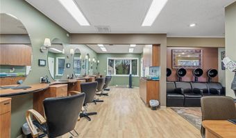 721 E River Rd, Anoka, MN 55303