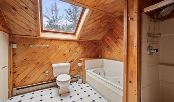 69 Twin View Dr, Carroll, NH 03595