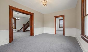 5785 Beechwood Ave, Alliance, OH 44601