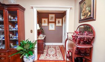 205 Valley Dr, Americus, GA 31709