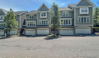 6 Lawrence Ave 6, Danbury, CT 06810