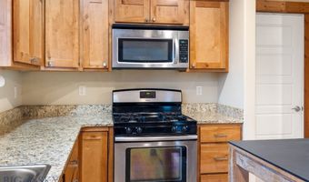 887 Hanson St, Bozeman, MT 59718