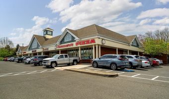 55 Mill Plain Rd 8-1, Danbury, CT 06811