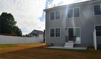 68 Greene St 5, Warwick, RI 02886