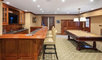 865 Hollow Tree Ridge Rd, Darien, CT 06820