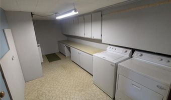 1608 Plainview Ln, Albert Lea, MN 56007