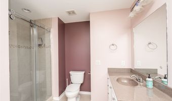 923 S 10th St, Adel, IA 50003