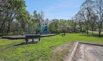 1105 Grove St, Baldwin City, KS 66006