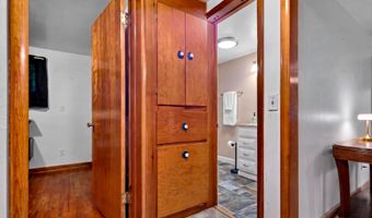 233 E 22nd St, Baxter Springs, KS 66713