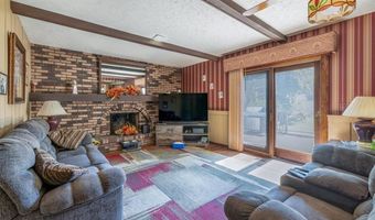 709 Oakhurst Dr, Amherst, OH 44001