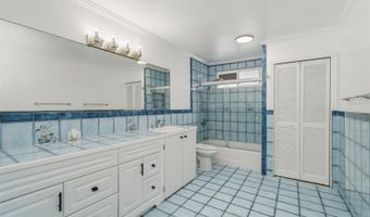 47-544 Hakuhale St, Kaneohe, HI 96744