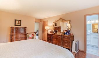 65 Old Country Ln, Fairport, NY 14450